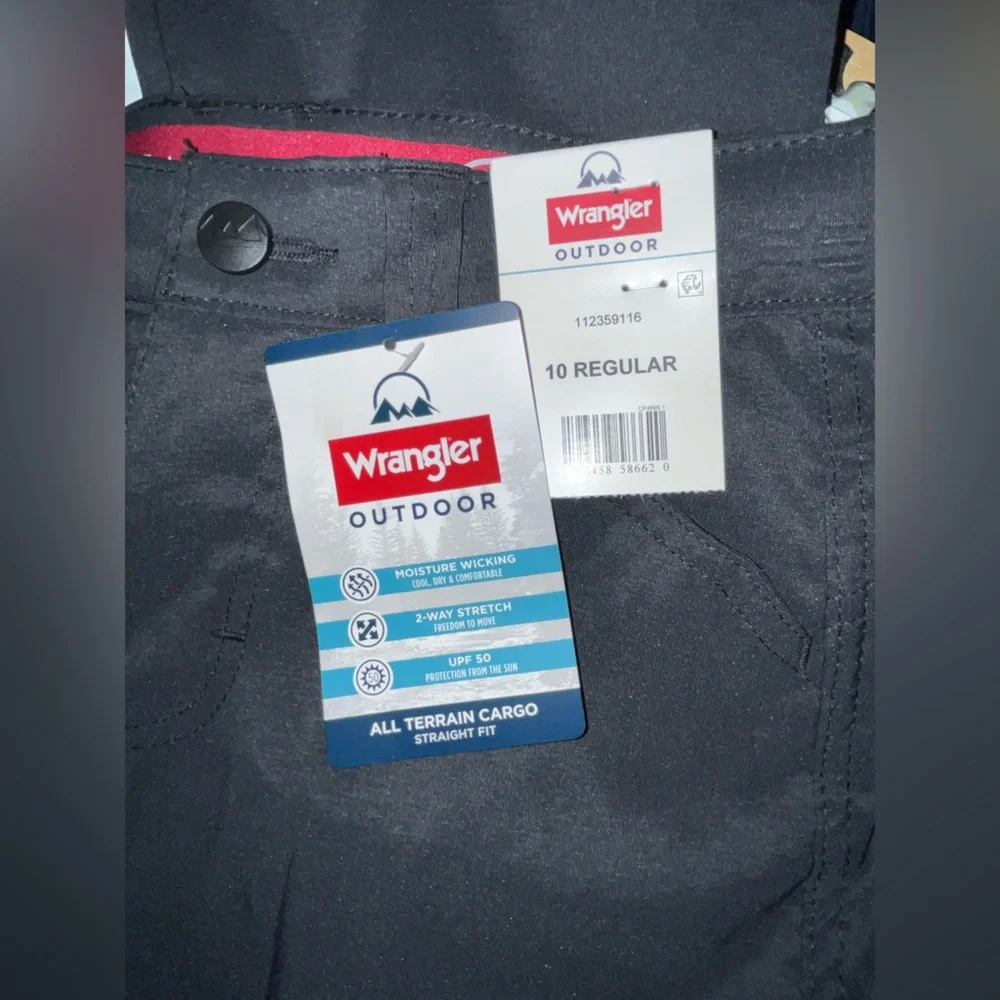 Wrangler Men's Dark Sapphire Cargo Pants size 10 Regular